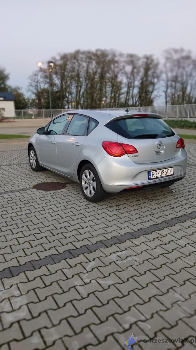 Opel Astra J lift