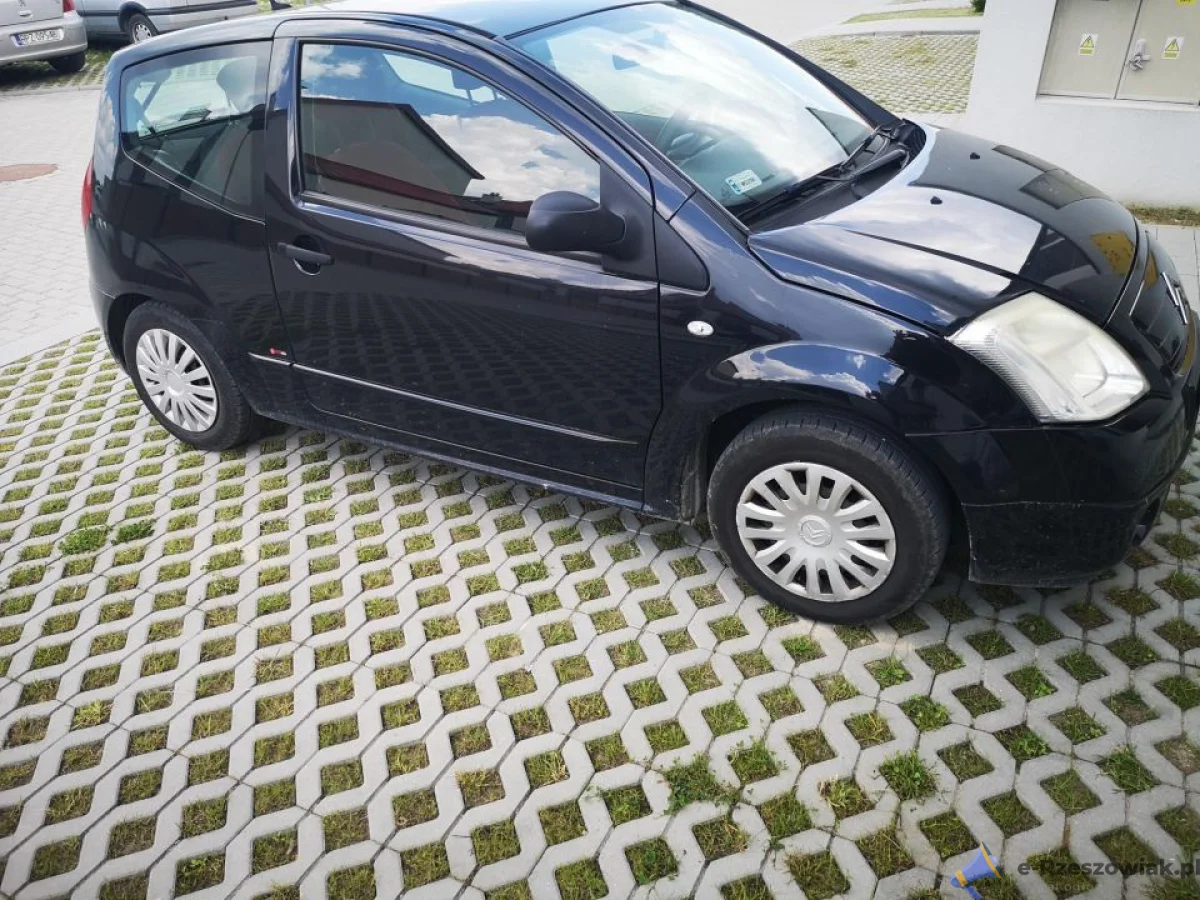 Sprzedam Citroen C2 1.4 benzyna