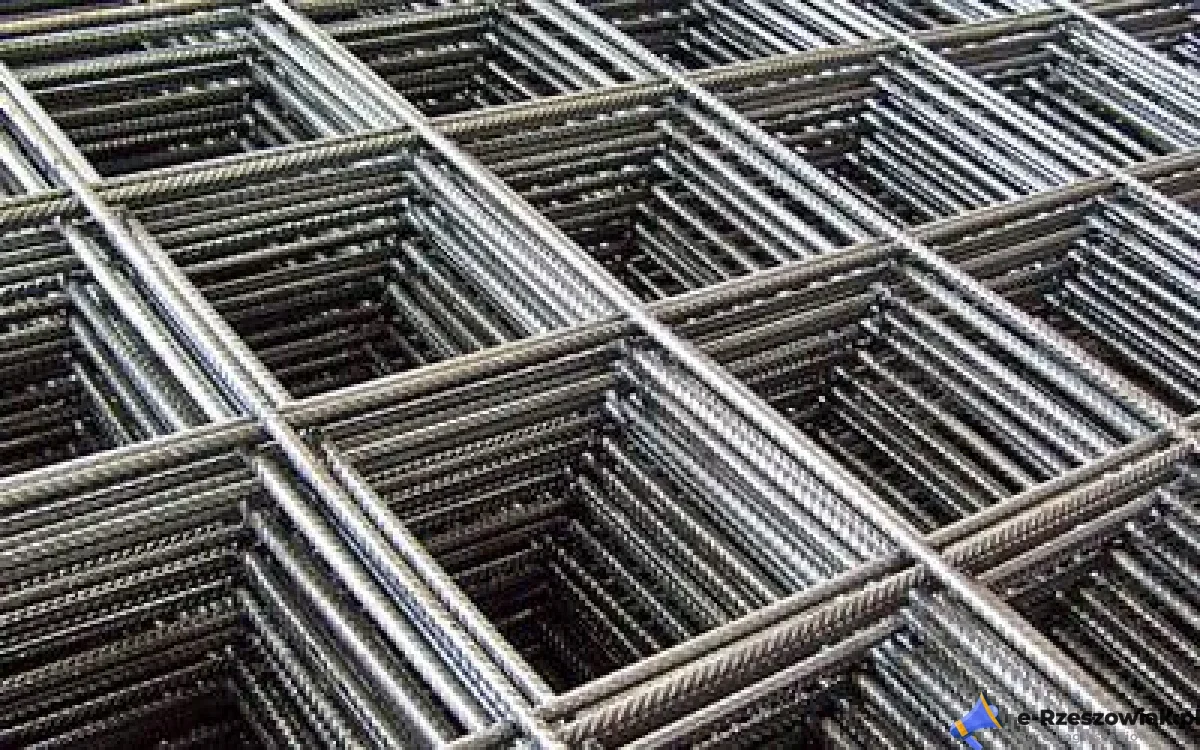 Stal zbrojeniowa siatki FI8 120x240cm 15x15