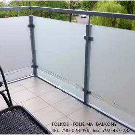 Folie matowe na szyby balkonowe- Oklejamy balkony w Warszawie- Folie matowe prywatyzujące na balkony, okna, drzwi, witryny....Usługa oklejania z folią