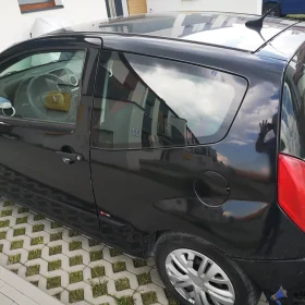 Sprzedam Citroen C2 1.4 benzyna 