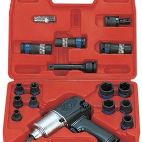 ZESTAW- KLUCZ UDAROWY PNEUMATYCZNY 1/2 881Nm + NASADKI UDAROWE 1/2 9 -27mm Z AKCESORIAMI, WALIZKA,20 CZ.